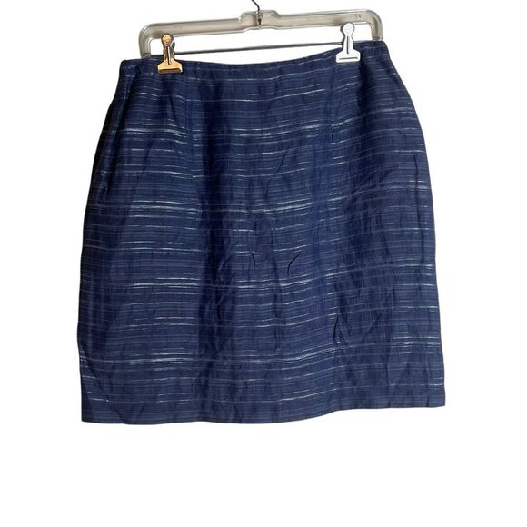 Jones New York linen blend wrap skirt. Size 12 - Picture 7 of 7